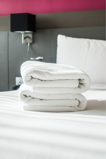 Avesis Serisi 20/2 Open-End İplik Otel Havlusu