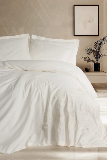 Cotton Box 3D Nakışlı Saten Çift Kişilik Nevresim Takımı Chic Ekru