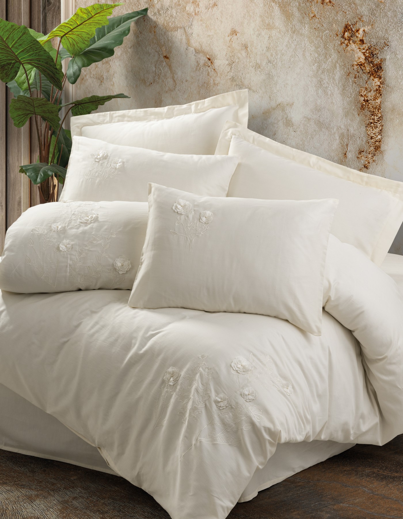 Cotton Box 3D Nakışlı Saten Çift Kişilik Nevresim Takımı Pure Ekru