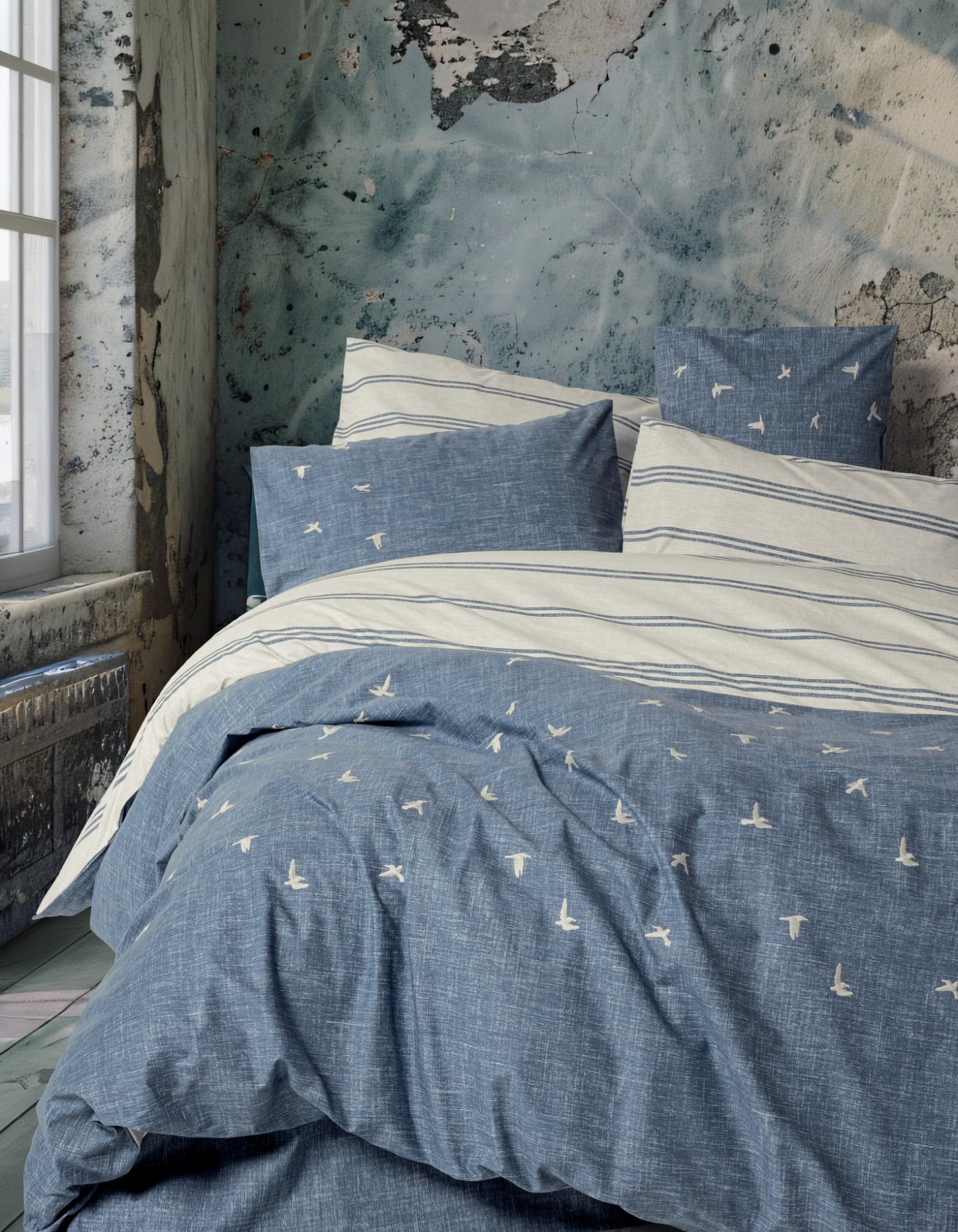 Cotton Box Klein Nakışlı Çift Kişilik Nevresim Takımı Ceria Lacivert