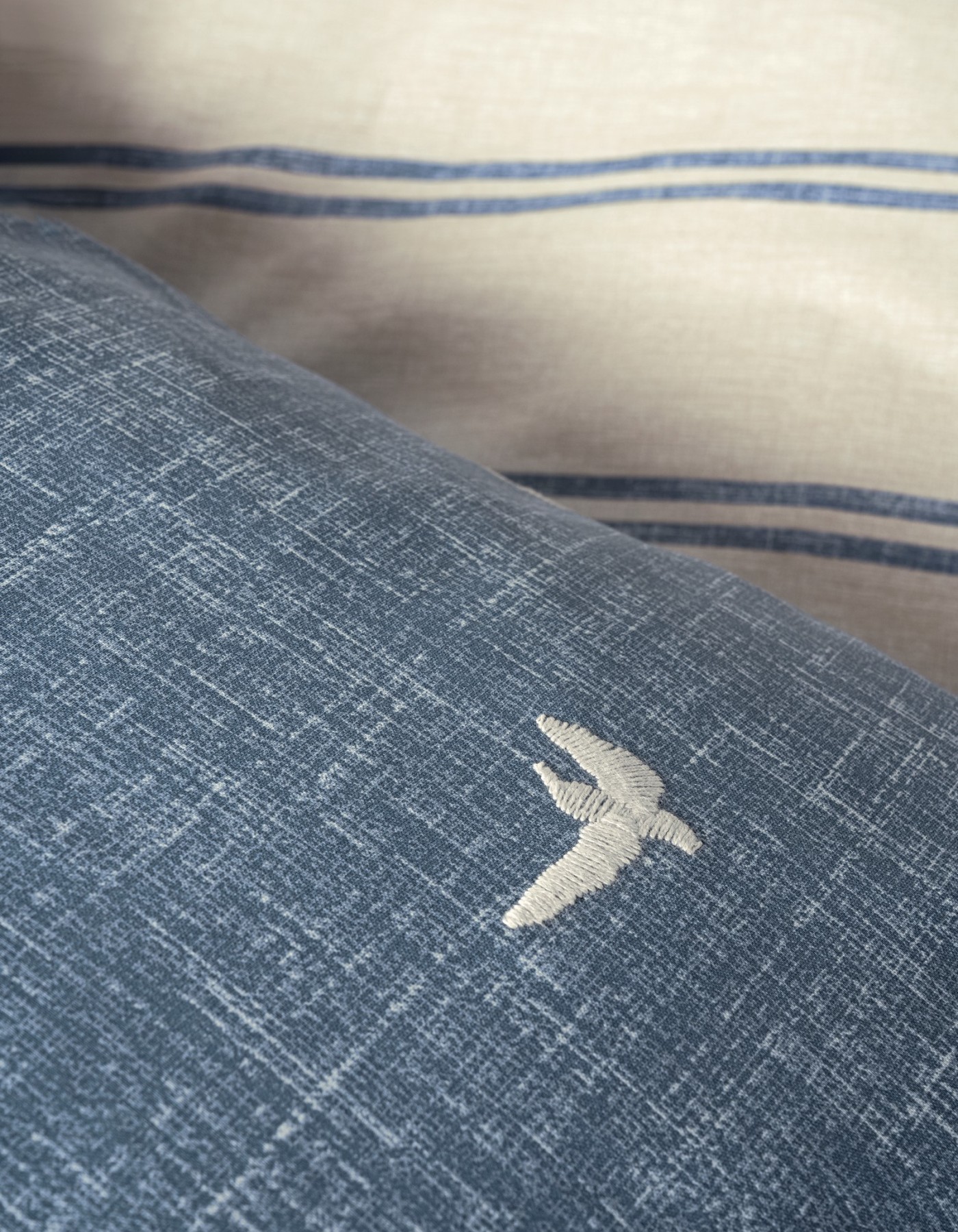 Cotton Box Klein Nakışlı Çift Kişilik Nevresim Takımı Ceria Lacivert