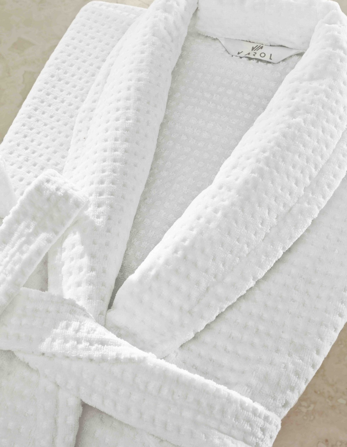 Helios Serisi Şal Yaka Kadife Otel Bornozu