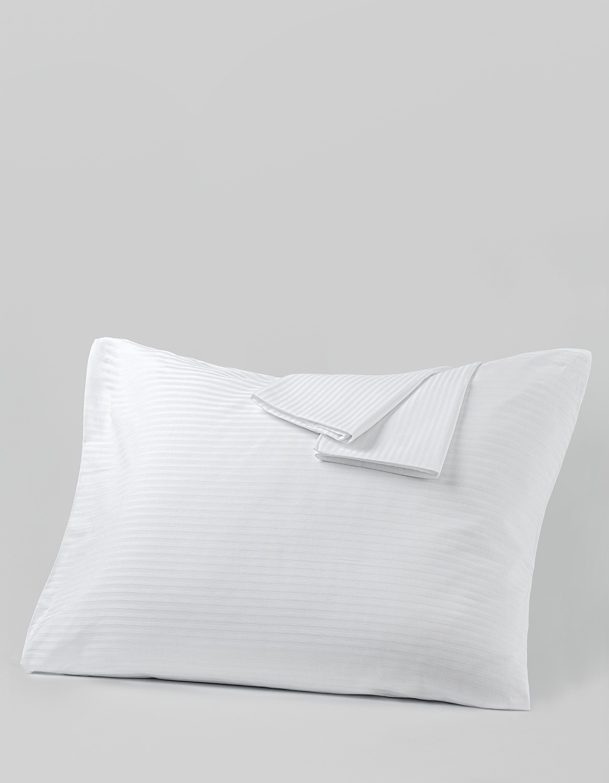 Risus Serisi 83Tel Pamuk Saten Otel Yastık Kılıfı 0,5cm Çizgili