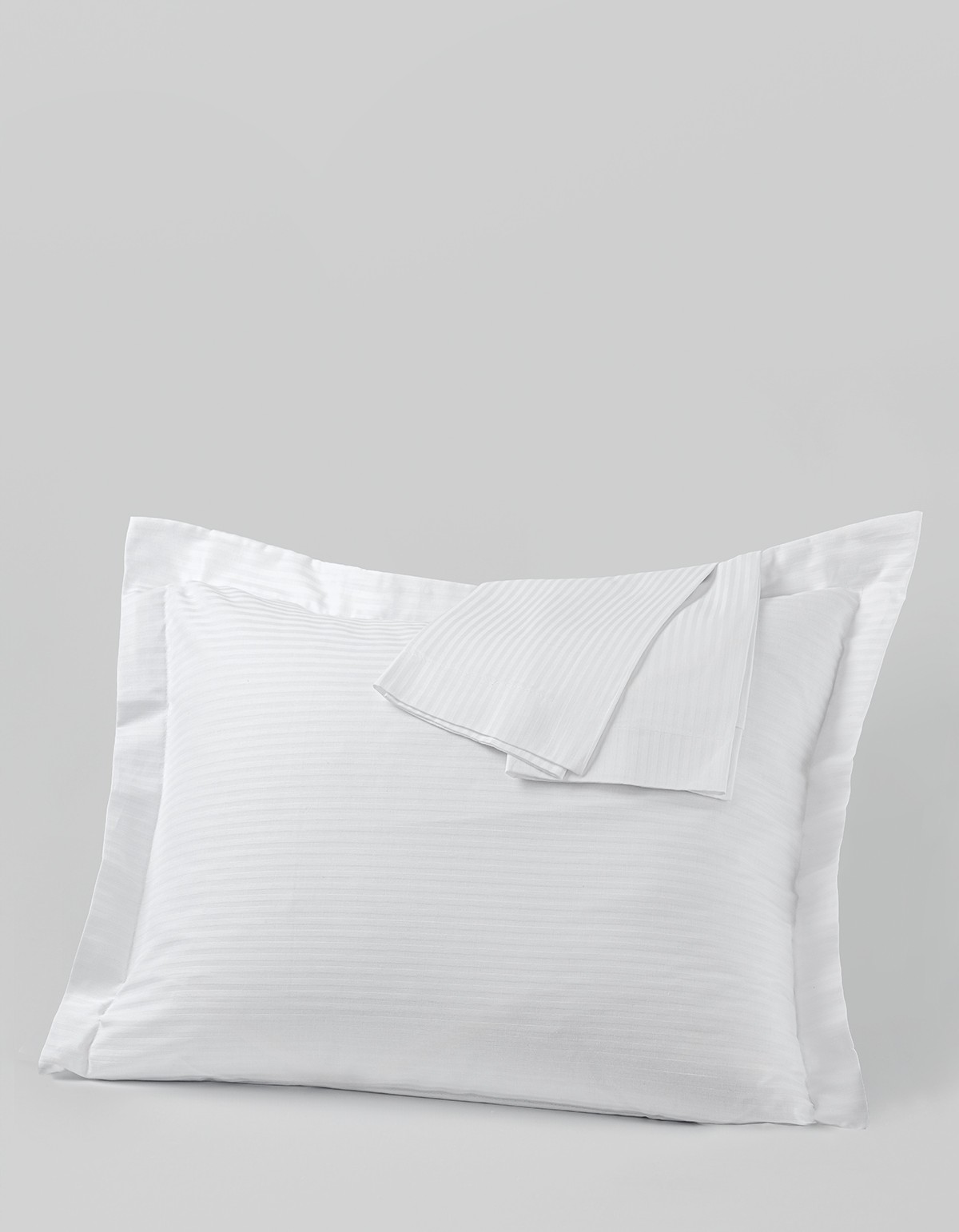 Risus Serisi 83Tel Pamuk Saten Otel Yastık Kılıfı 0,5cm Çizgili