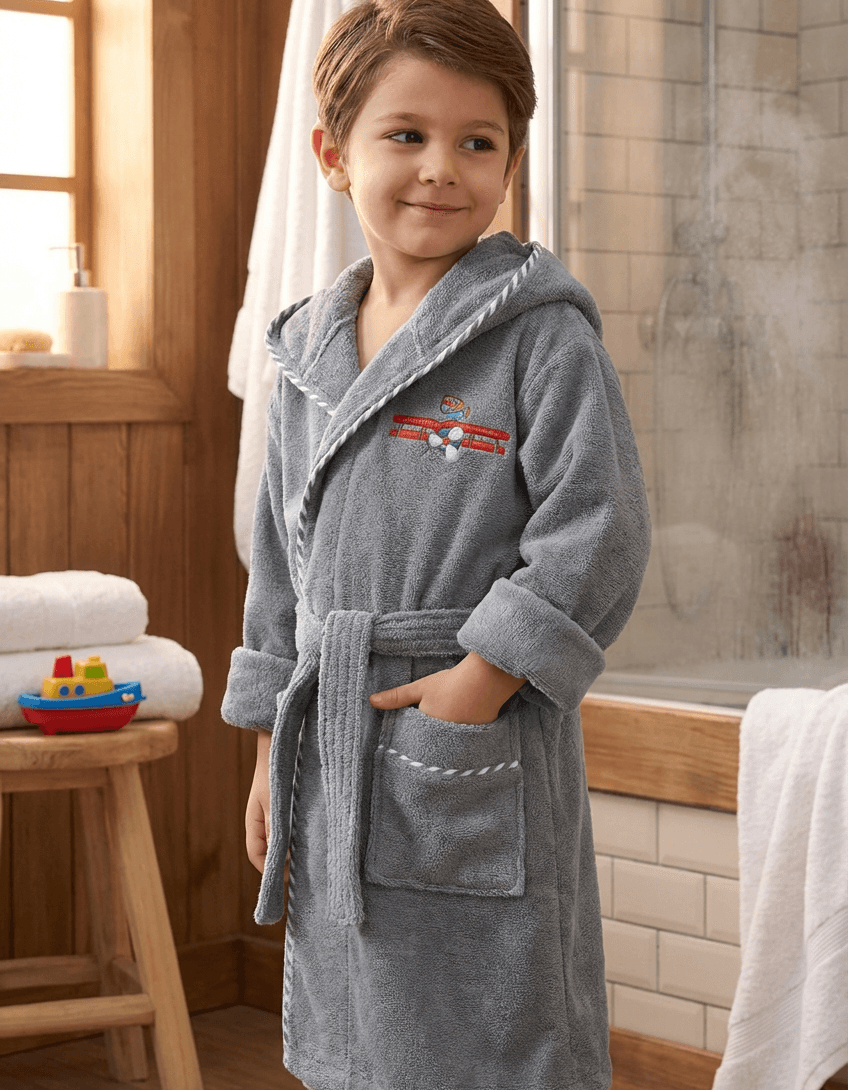 Varol Bambu Nakışlı Çocuk Bornozu - Pilot