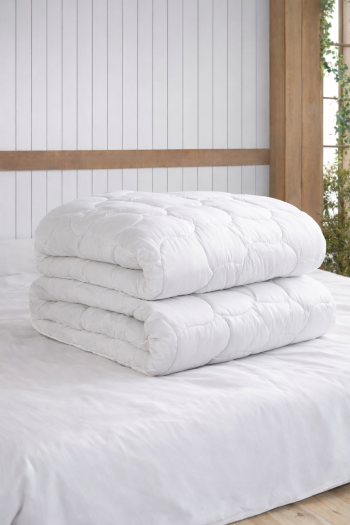 Varol Bir Alana Bir Bedava Çift Kişilik Yorgan