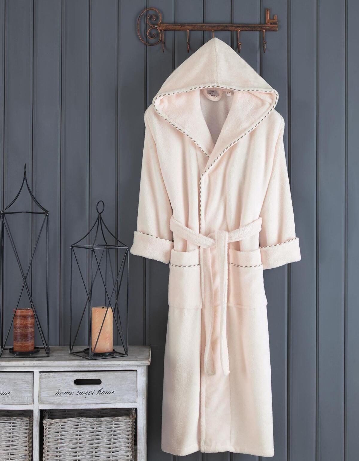 Varol Biyeli Kapşonlu Bambu Bornoz