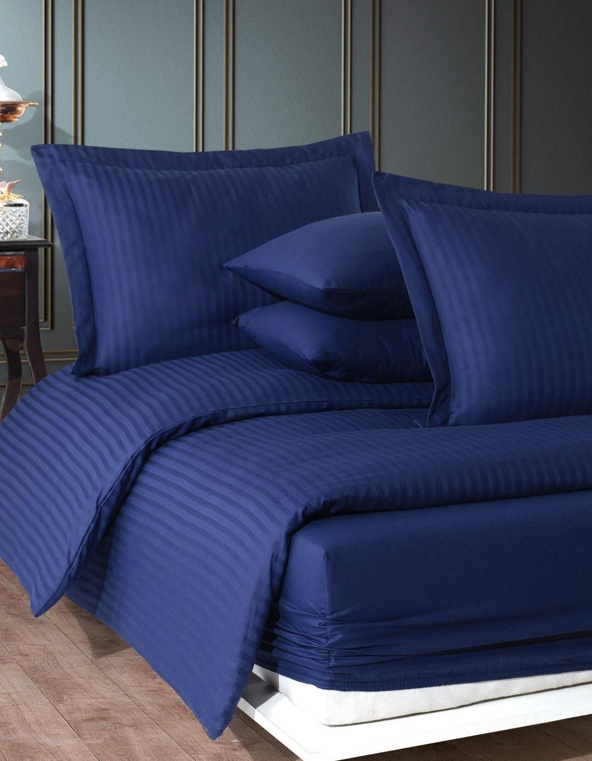 Varol Çift Kişilik Saten Çizgili Nevresim Takımı – Lastikli Çarşaf, Parlak ve Yumuşak Kumaş