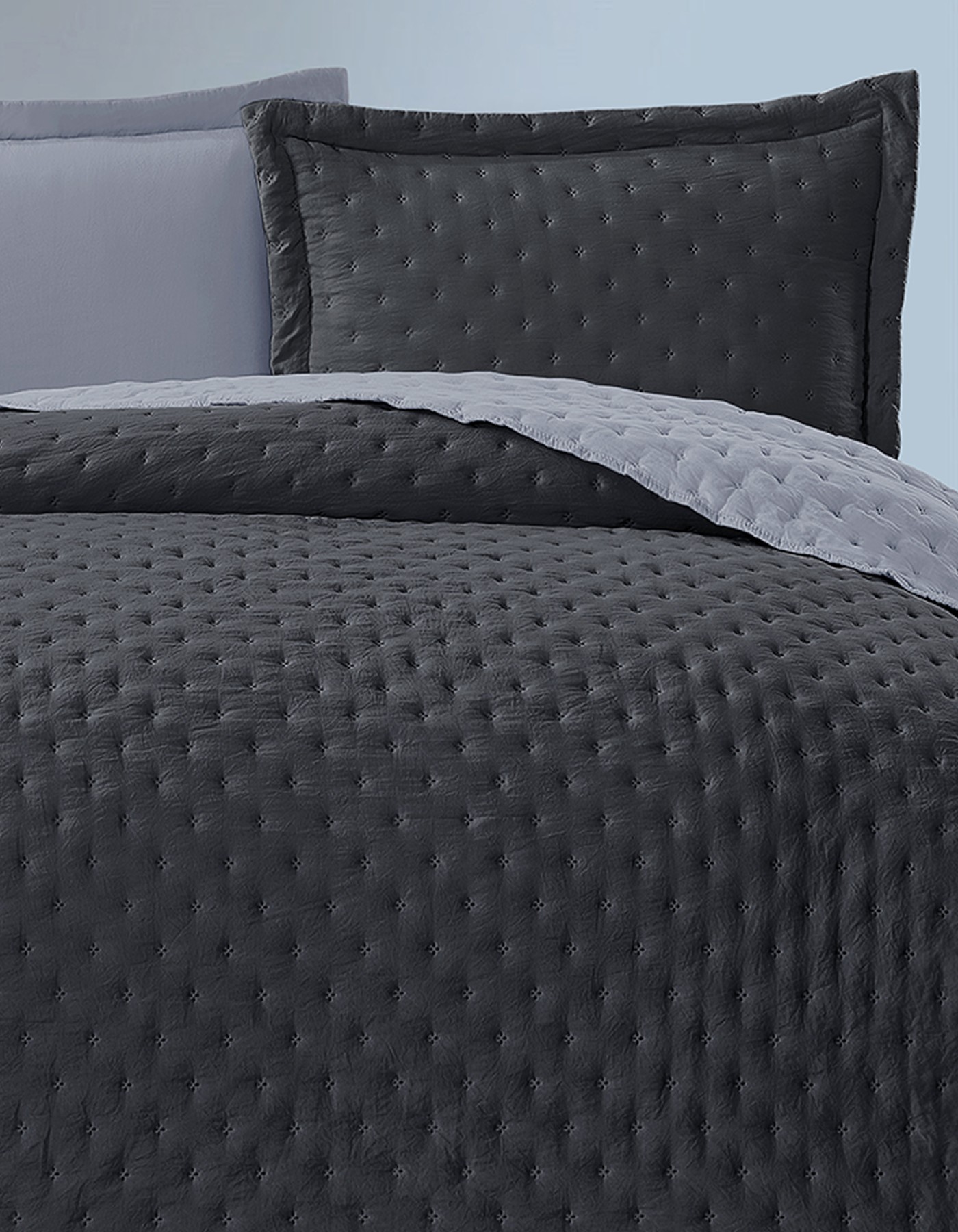 Varol Kapitoneli Çift Taraflı Yatak Örtüsü – 240x260 cm Antrasit