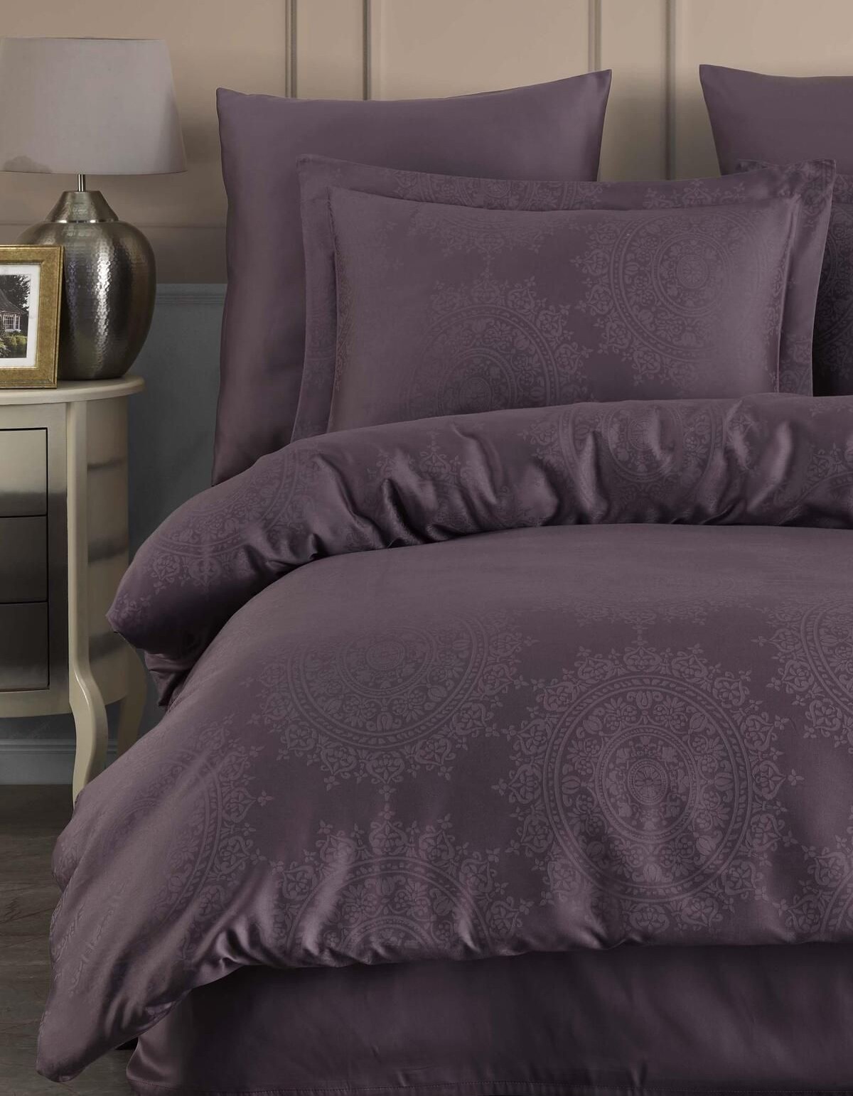 Varol Liyosel Jakar Nevresim Takımı Çift Kişilik - Nothingham Mürdüm