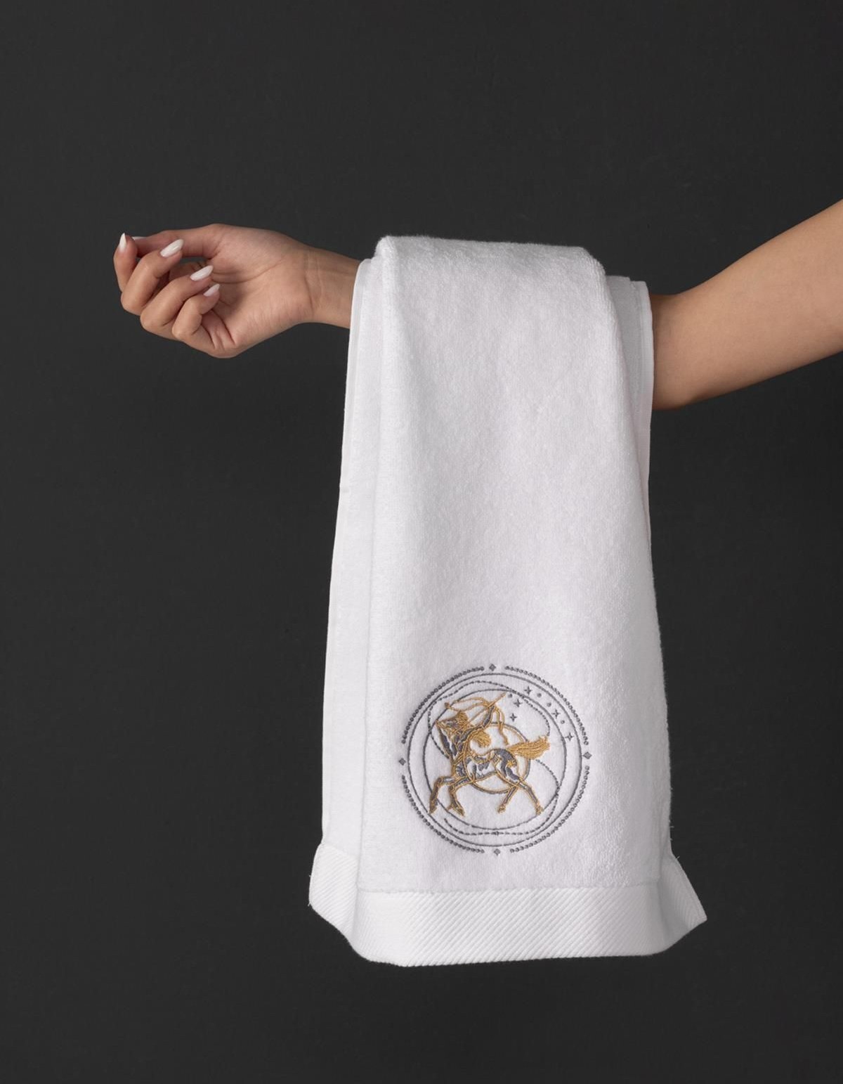 Varol Lüks Microcotton Burç Nakışlı Havlu Seti – Yumuşak & Dayanıklı