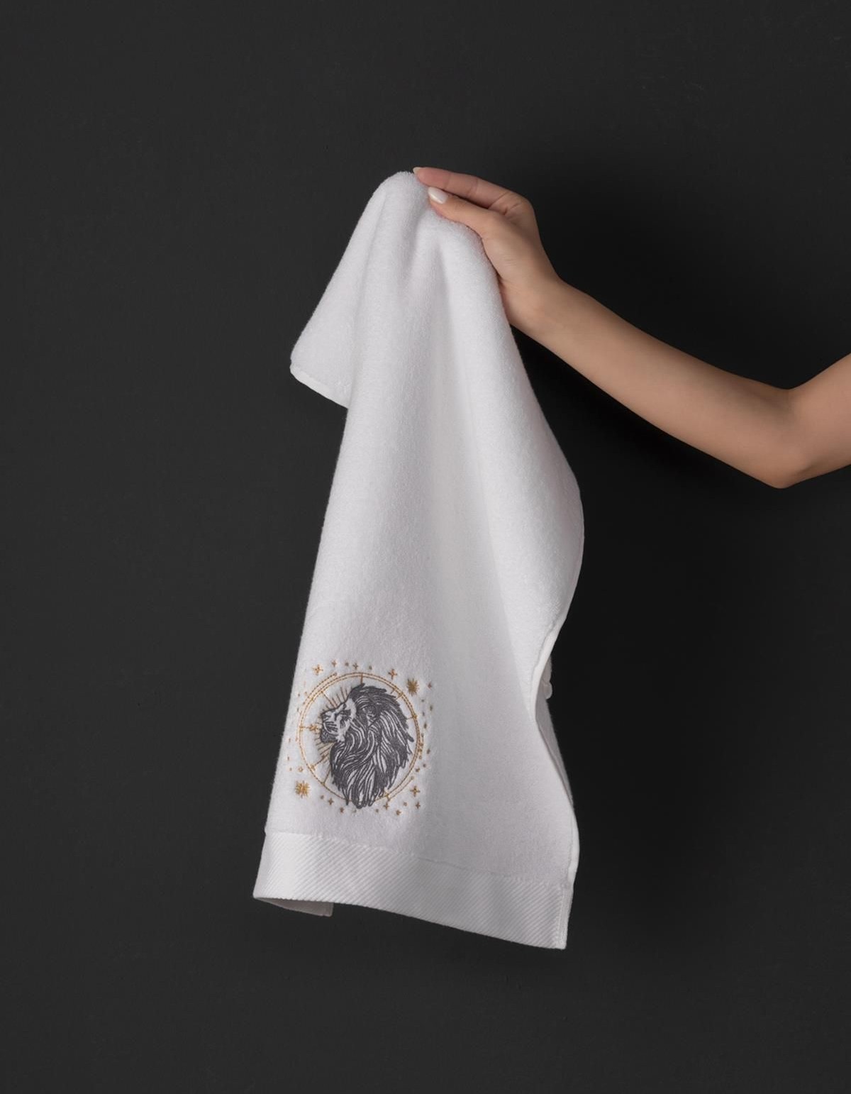 Varol Lüks Microcotton Burç Nakışlı Havlu Seti – Yumuşak & Dayanıklı