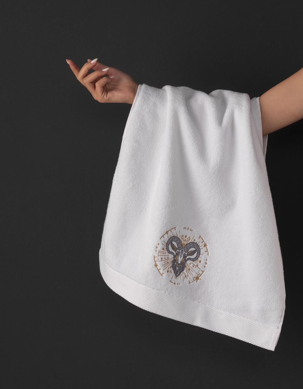 Varol Lüks Microcotton Burç Nakışlı Havlu Seti – Yumuşak & Dayanıklı