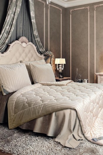 Varol Majesti Yorgan King Size Bej