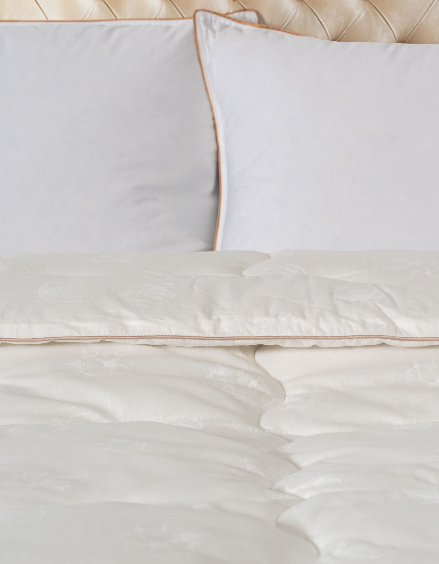 Varol Pure Cotton Çift Kişilik %100 Pamuk Yorgan (195x215 cm) – Doğal Uyku Konforu | Bez Çantalı