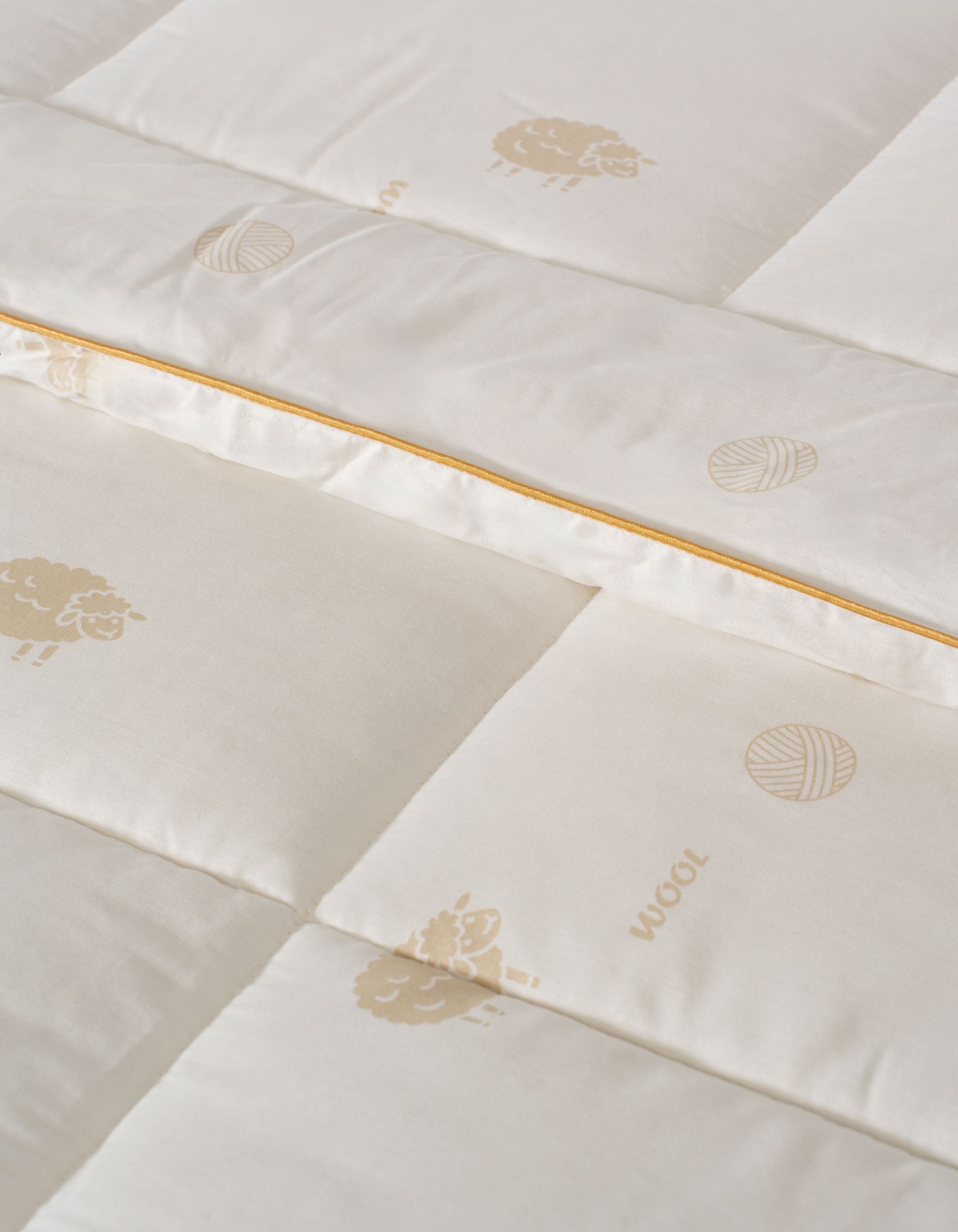 Varol Pure Woll Çift Kişilik Yün Yorgan (195x215 cm) – %100 Pamuk Kılıf | Bez Çantalı