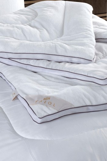 Varol Soft Dört Mevsim Çift Kişilik Yorgan 195x215cm