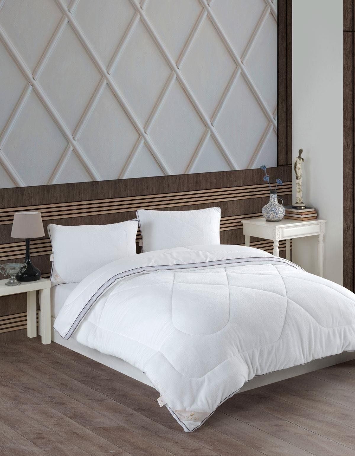 Varol Soft Dört Mevsim Tek Kişilik Yorgan 155x215cm