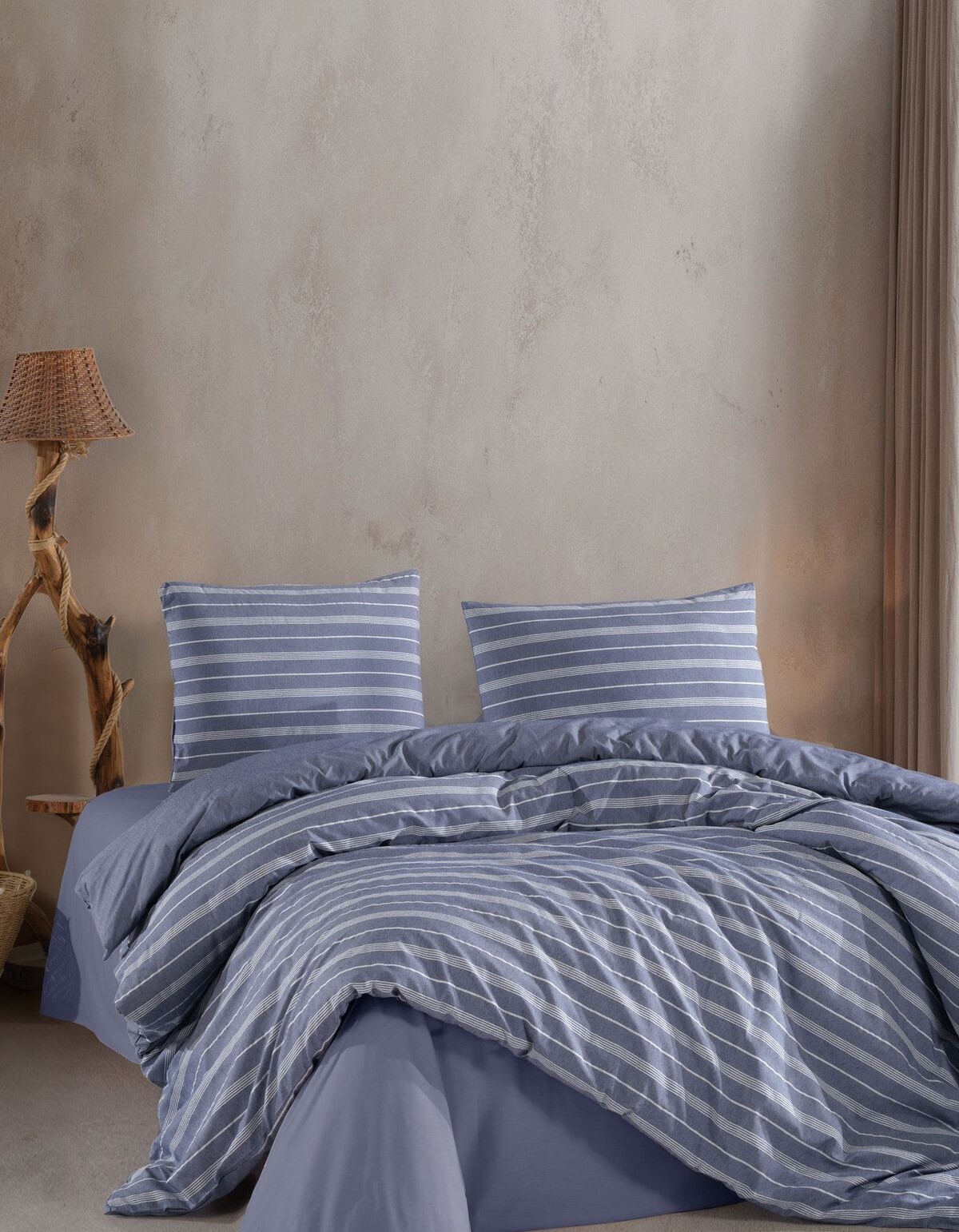 Varol Stripe Saten King Size (Battal Boy) Çarşafı Lastikli Nevresim Takım